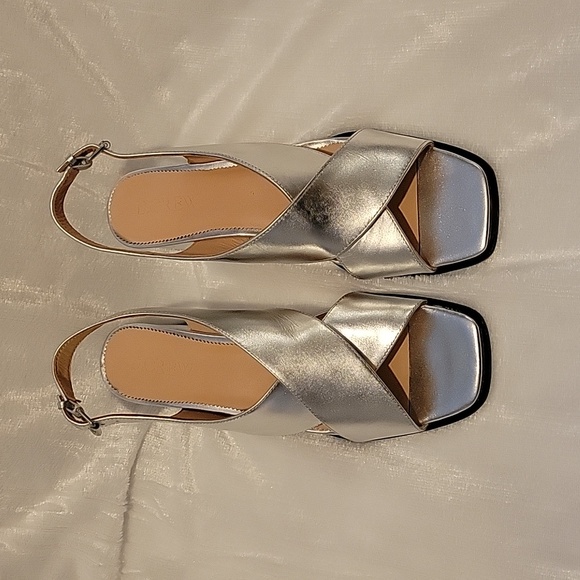 J.Crew metallic silver cut out Dylan sandals women's size 12M - Picture 2 of 7